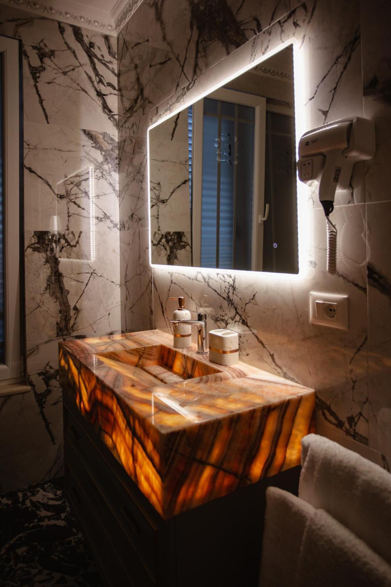 Ervini Boutique Hotel Шкодер Экстерьер фото